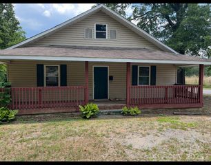 9 Mills Avenue, Concord, NC 28027