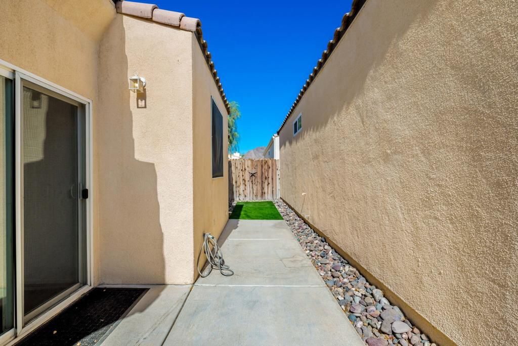 Image 19 of property listing at 47635 Soft Moonlight, La Quinta, CA 92253