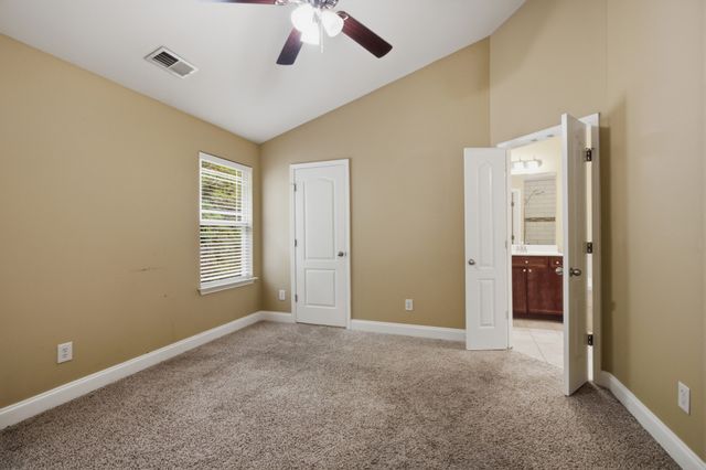 1066 Woodbury Falls Dr, Nashville, TN 37221