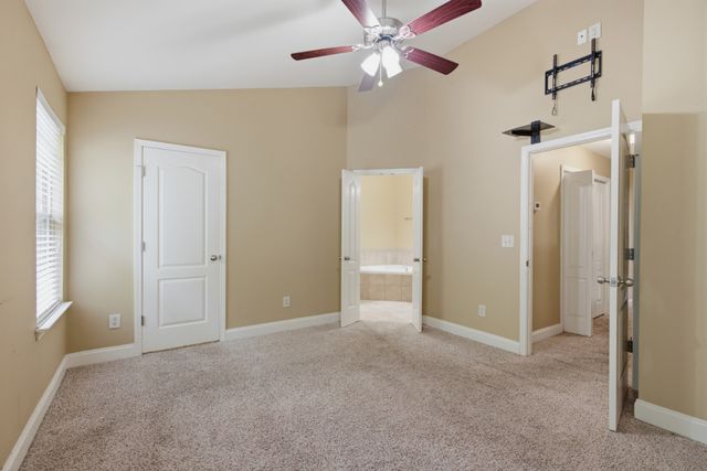 1066 Woodbury Falls Dr, Nashville, TN 37221