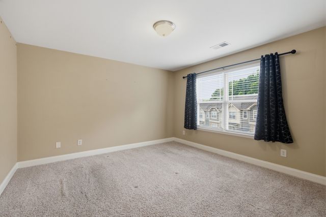 1066 Woodbury Falls Dr, Nashville, TN 37221