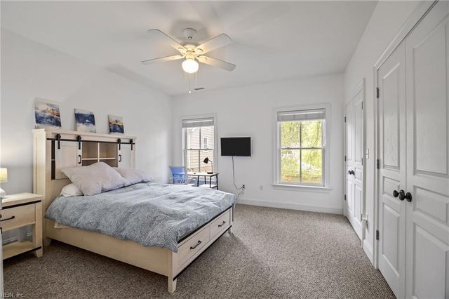 215 83rd ST B, Virginia Beach, VA 23451