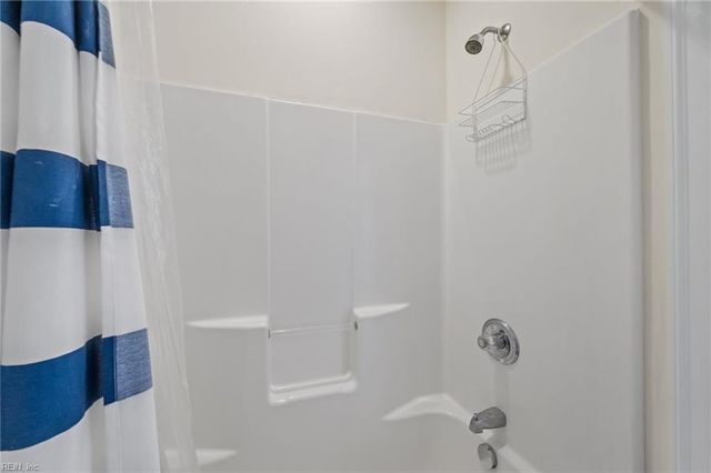 215 83rd ST B, Virginia Beach, VA 23451