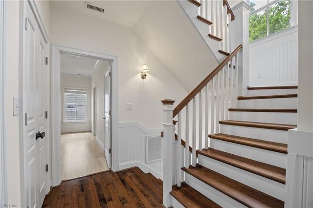 215 83rd ST B, Virginia Beach, VA 23451