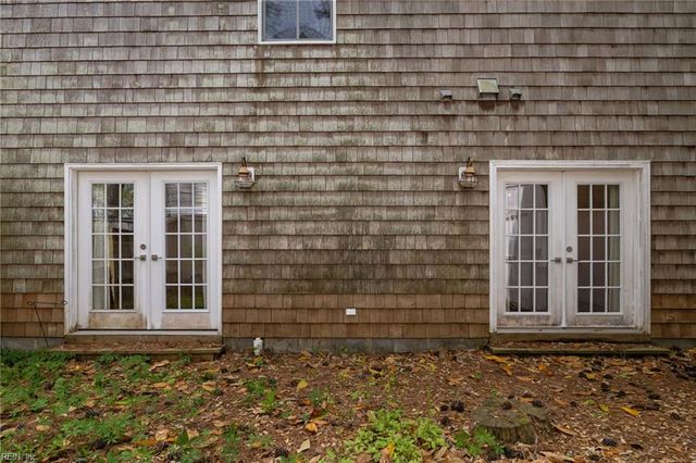 215 83rd ST B, Virginia Beach, VA 23451