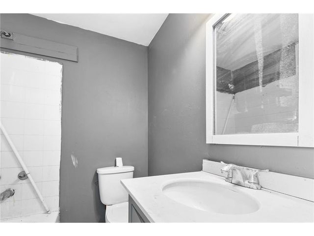324 Van Buren Avenue, Saint Paul, MN 55103
