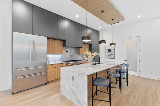 9428 Hobart Street, Dallas, TX 75218