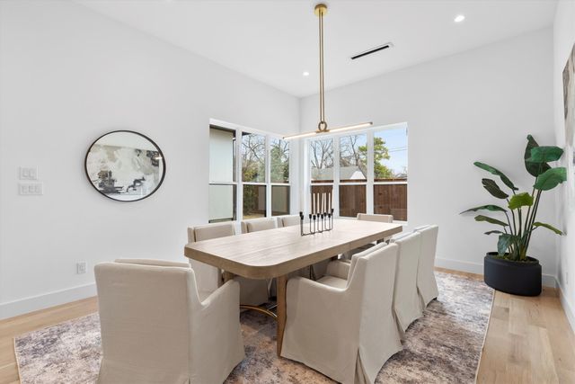 9428 Hobart Street, Dallas, TX 75218