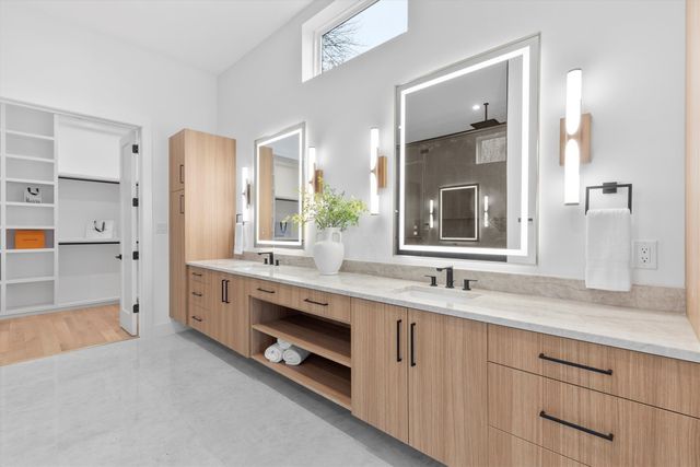 9428 Hobart Street, Dallas, TX 75218