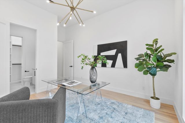 9428 Hobart Street, Dallas, TX 75218