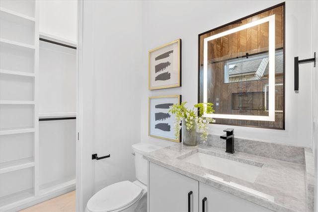 9428 Hobart Street, Dallas, TX 75218