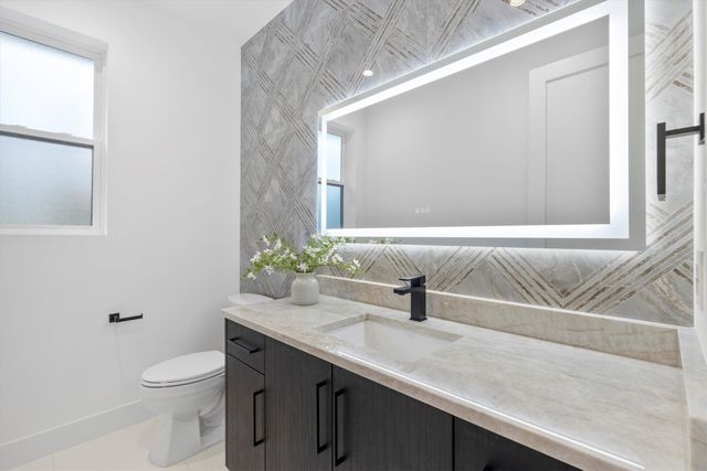 9428 Hobart Street, Dallas, TX 75218