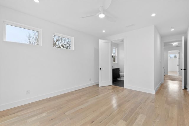 9428 Hobart Street, Dallas, TX 75218