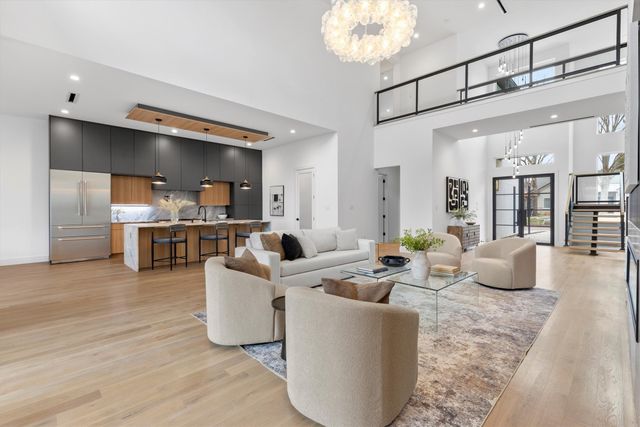 9428 Hobart Street, Dallas, TX 75218