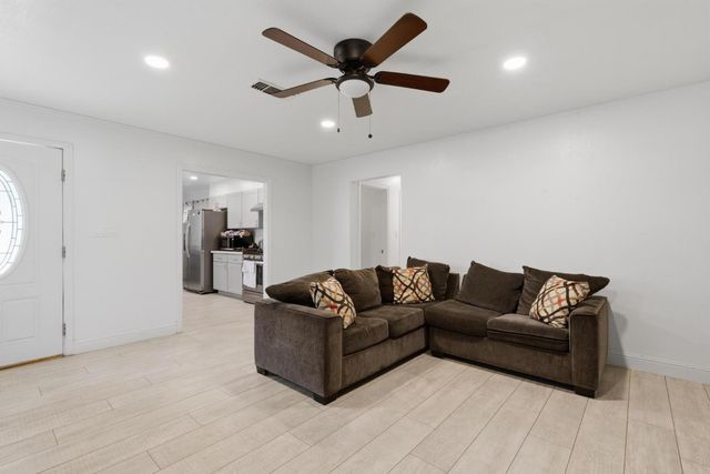 120 Westgate Dr, Williams, CA 95987