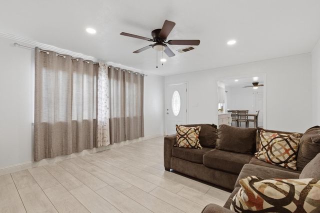 120 Westgate Dr, Williams, CA 95987