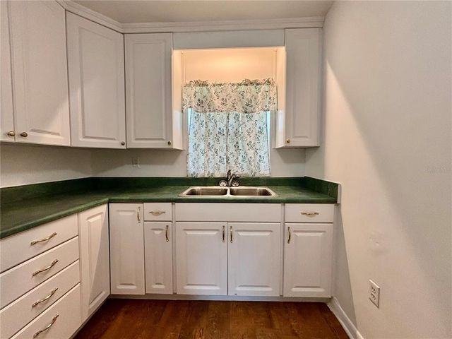 600 NW HOLIDAY DRIVE, Lake City, FL 32055