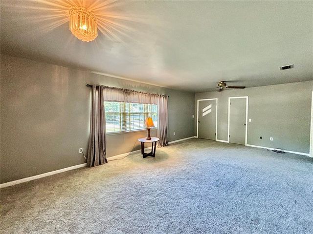 600 NW HOLIDAY DRIVE, Lake City, FL 32055