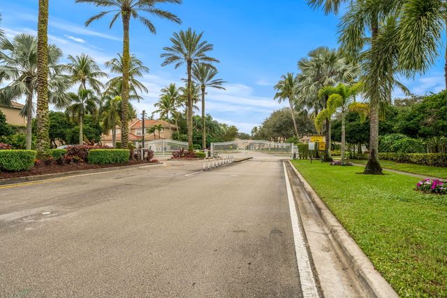 6985 Brook Hollow Road, Lake Worth, FL 33467