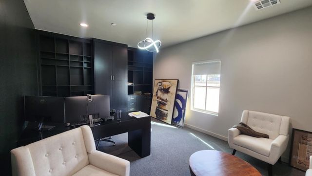 1901 W 33rd Street 120, Edmond, OK 73013