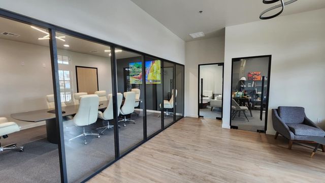 1901 W 33rd Street 120, Edmond, OK 73013