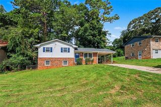 2538 Burton Circle, Morrow, GA 30260