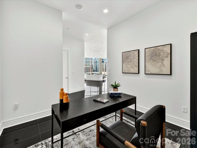 505 E 6th Street 1601, Charlotte, NC 28202