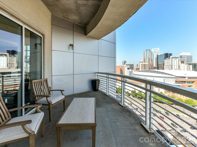 505 E 6th Street 1601, Charlotte, NC 28202
