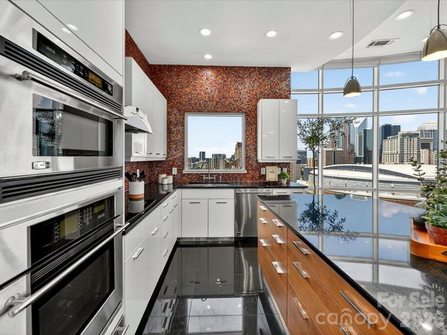 505 E 6th Street 1601, Charlotte, NC 28202