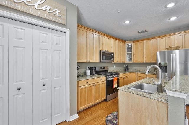 3002 BAYSHORE POINTE DRIVE, Tampa, FL 33611