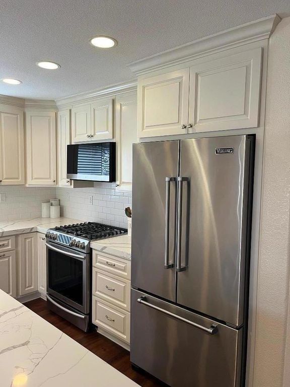 Image 12 of property listing at 1437 Briarberry Lane, Gilroy, CA 95020