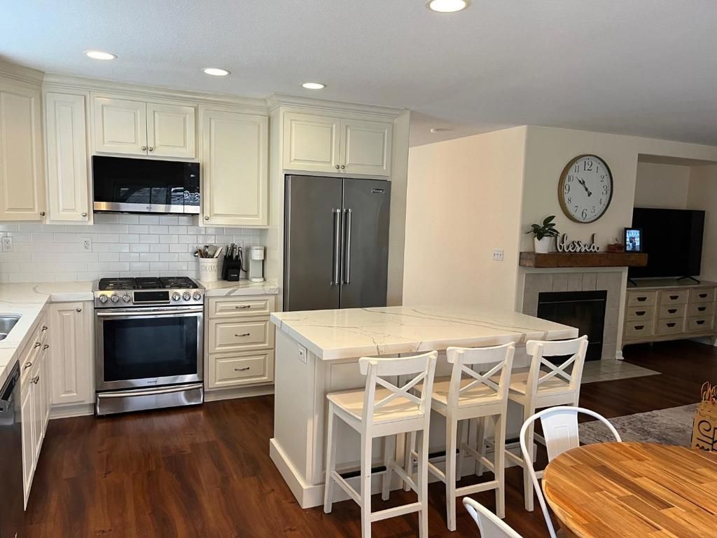 Image 15 of property listing at 1437 Briarberry Lane, Gilroy, CA 95020