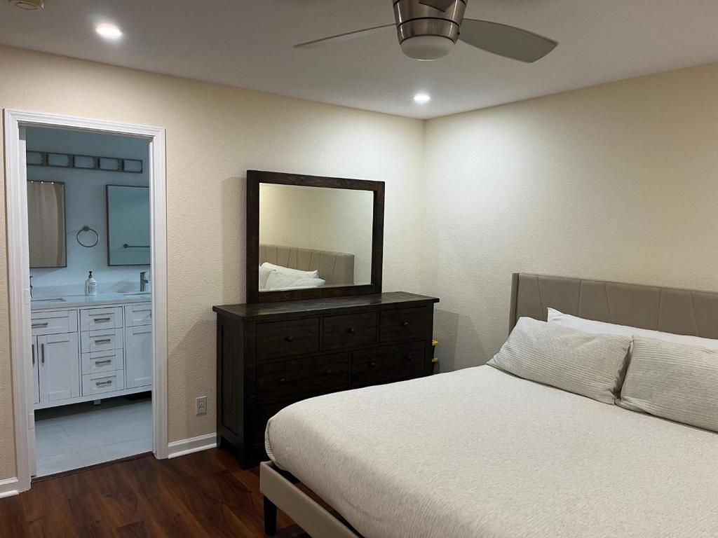 Image 18 of property listing at 1437 Briarberry Lane, Gilroy, CA 95020