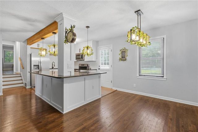 16105 Oakland Avenue, Belton, MO 64012