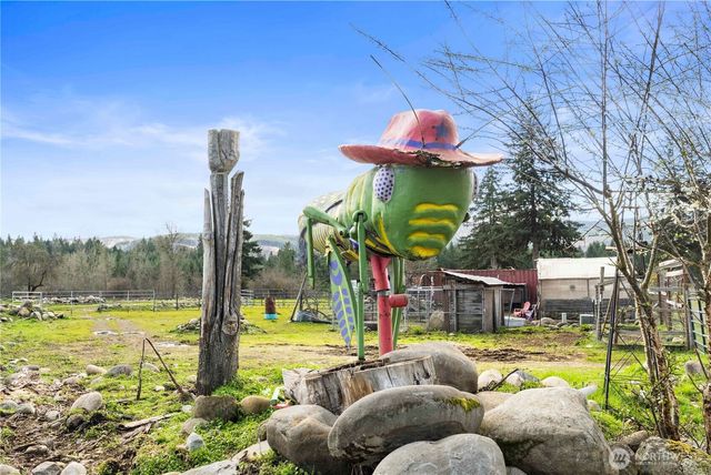 14435 Vail Cut Off Road SE, Rainier, WA 98576