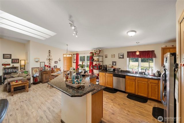 14435 Vail Cut Off Road SE, Rainier, WA 98576