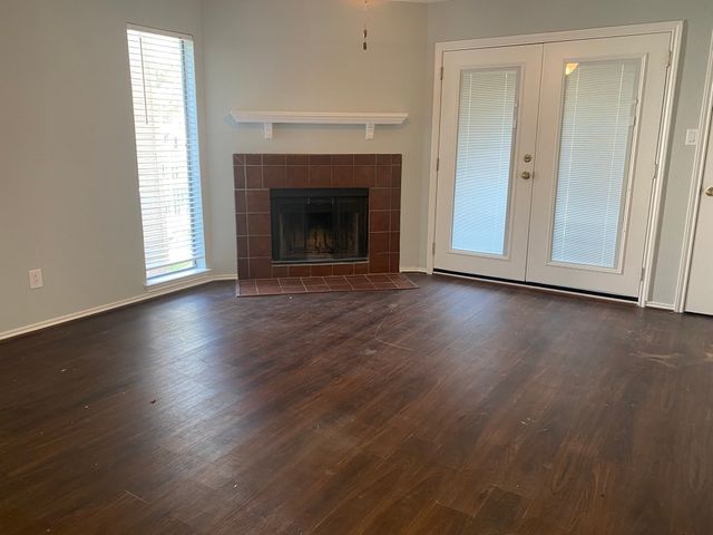 2311 Balsam Drive H103, Arlington, TX 76006