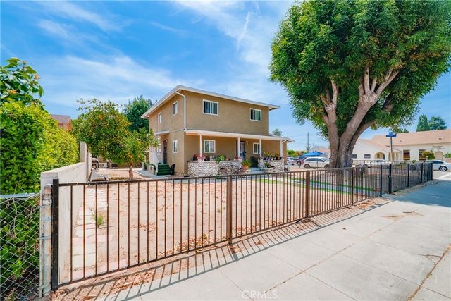 988 S Garey, Pomona, CA 91766