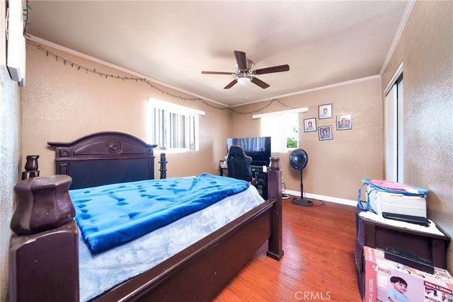 988 S Garey, Pomona, CA 91766