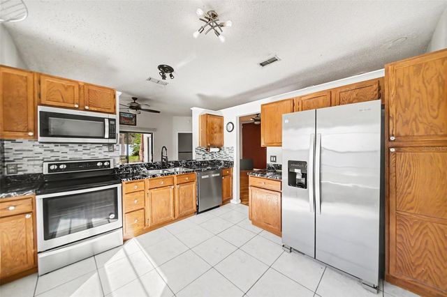 2058 SUE ELLEN COURT, Apopka, FL 32703