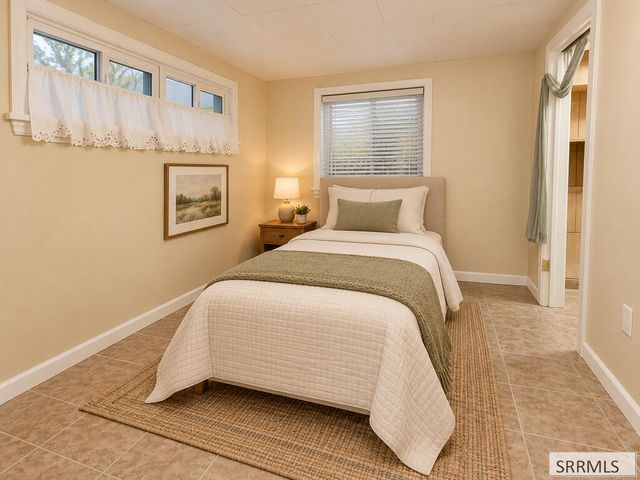 498 9th Street, Idaho Falls, ID 83404