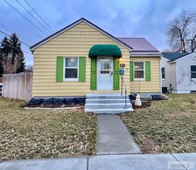 498 9th Street, Idaho Falls, ID 83404