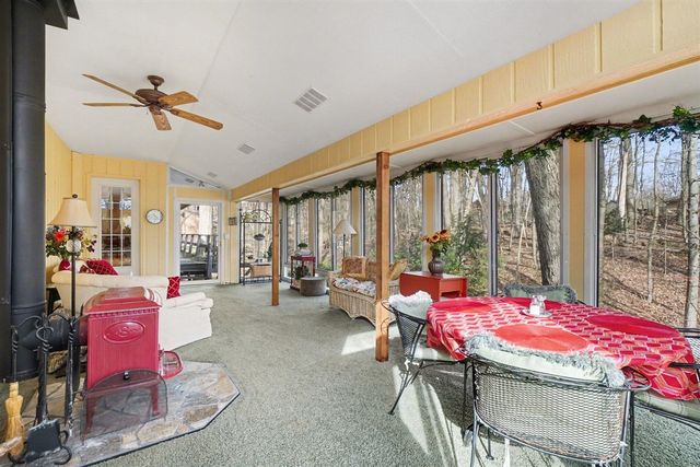 6200 Thunder Bluff Road, Kalamazoo, MI 49009