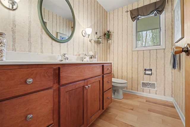 6200 Thunder Bluff Road, Kalamazoo, MI 49009