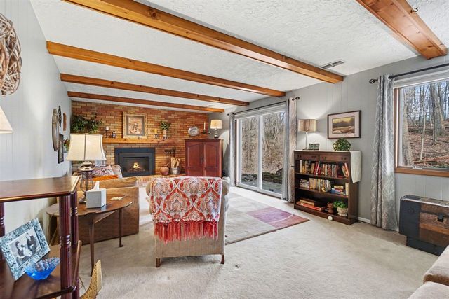 6200 Thunder Bluff Road, Kalamazoo, MI 49009