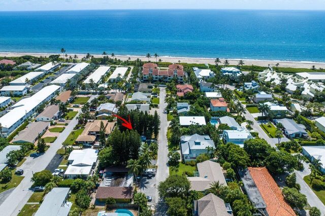 13 Sailfish Lane, Ocean Ridge, FL 33435