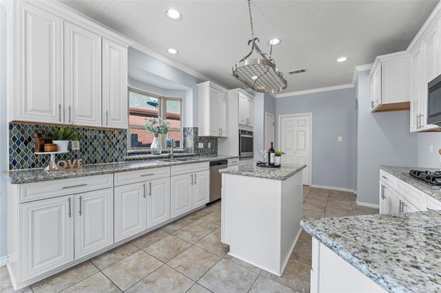 6414 Holly Canyon Court, Katy, TX 77450