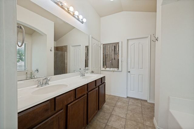 6133 Lamb Creek Drive, Fort Worth, TX 76179