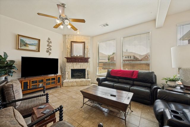 6133 Lamb Creek Drive, Fort Worth, TX 76179