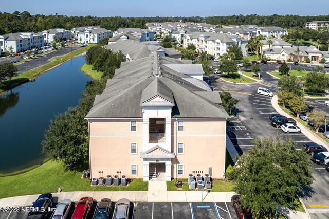 8226 GREEN PARROT Road 308, Jacksonville, FL 32256